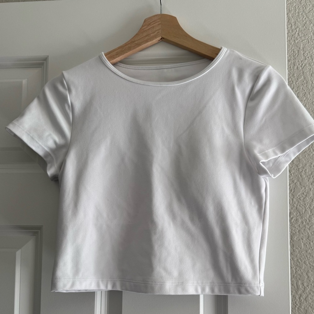 Gilly Hicks White Crop Top